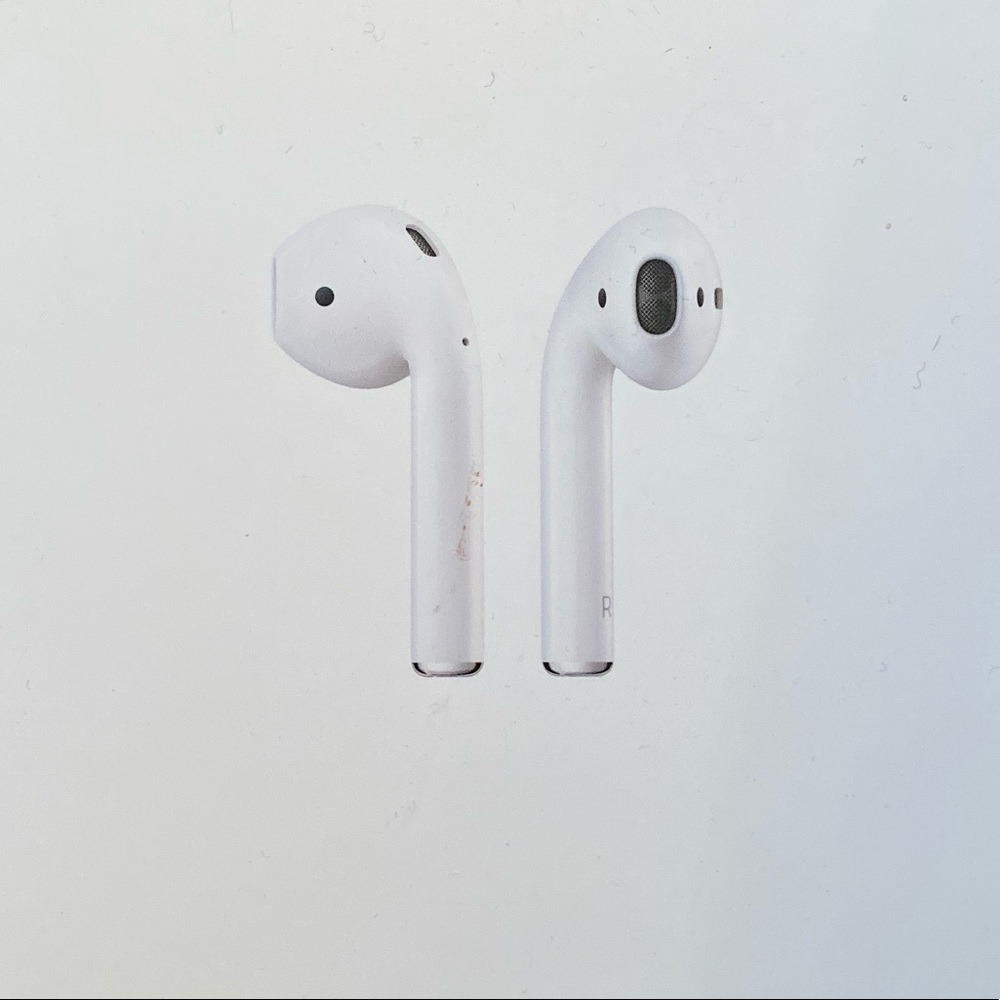 empty airpod box